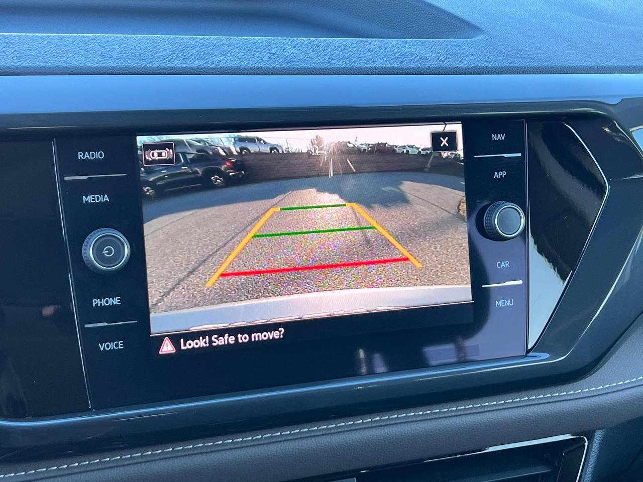 2024 Volkswagen Taos 1.5T SEL Hagerstown MD