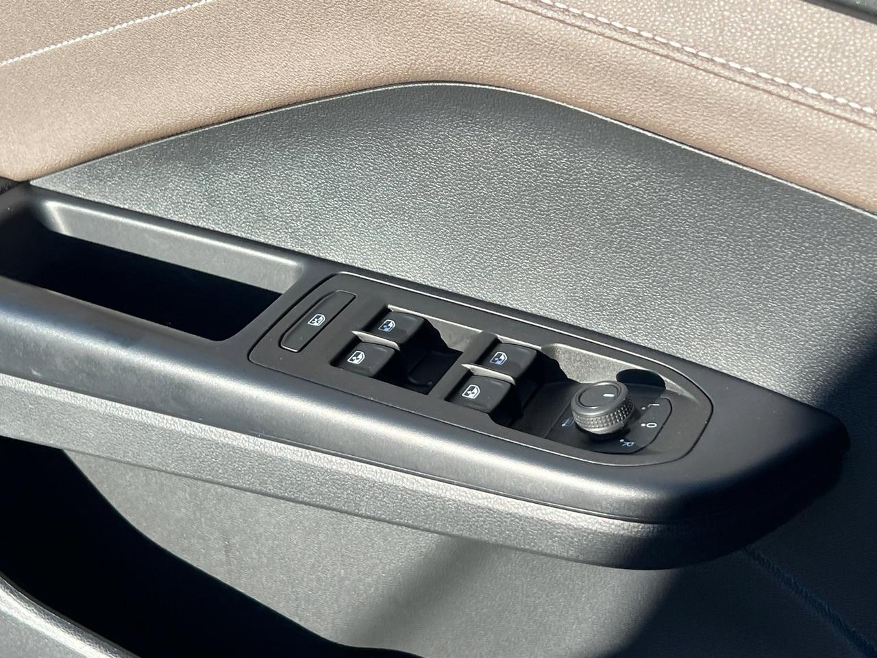 2024 Volkswagen Taos 1.5T SEL Hagerstown MD