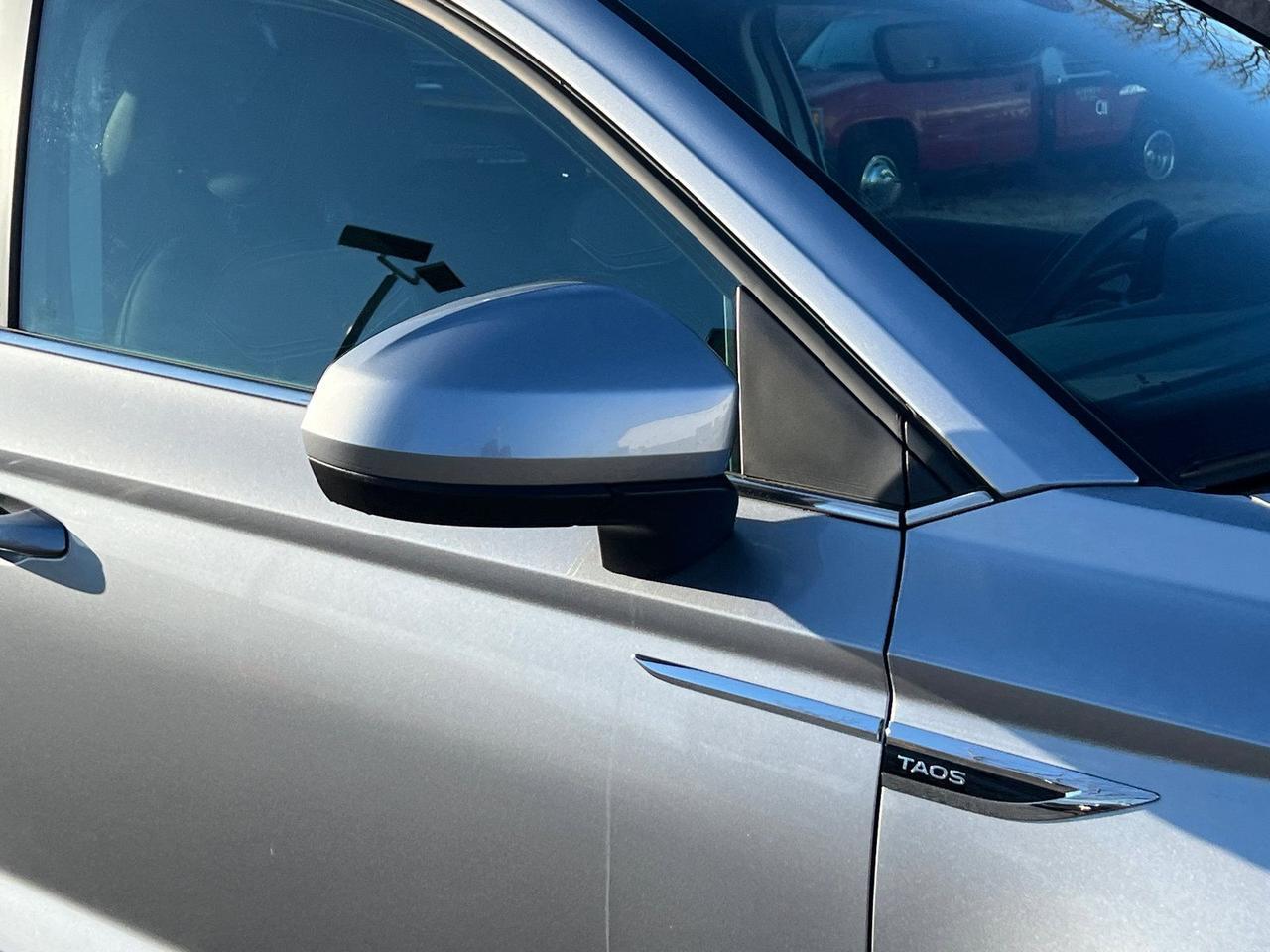 2024 Volkswagen Taos 1.5T SEL Hagerstown MD