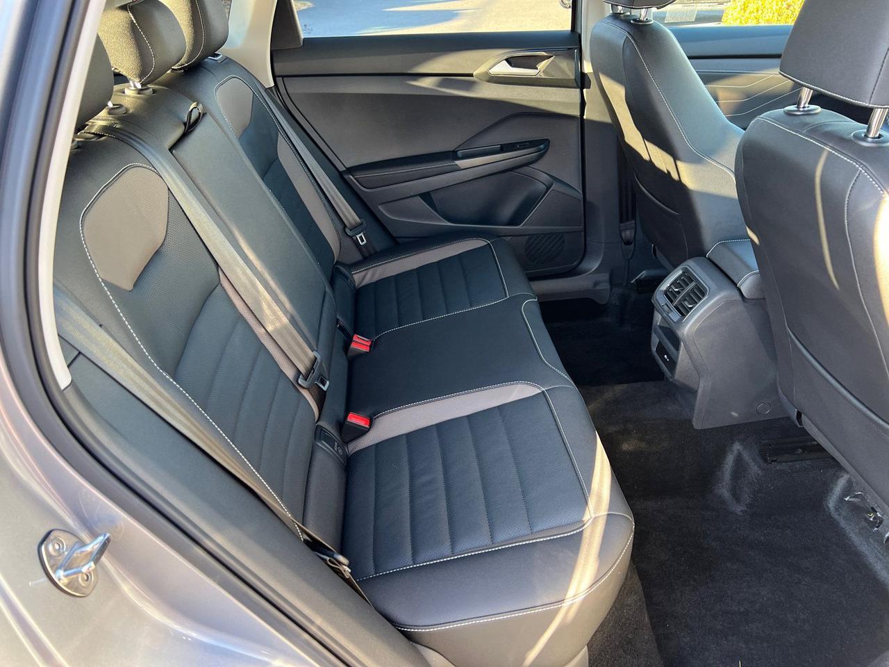 2024 Volkswagen Taos 1.5T SEL Hagerstown MD