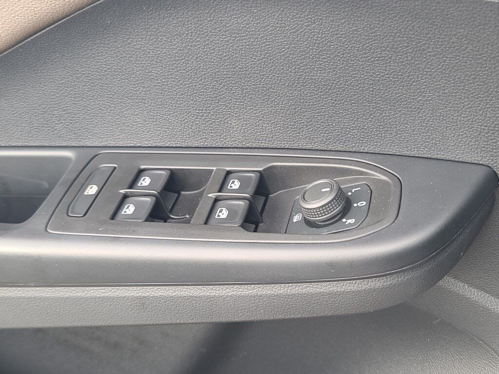 2024 Volkswagen Taos 1.5T SEL Springfield VA