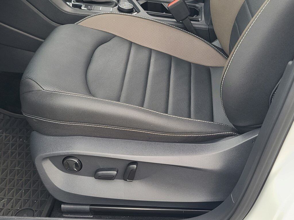 2024 Volkswagen Taos 1.5T SEL Springfield VA