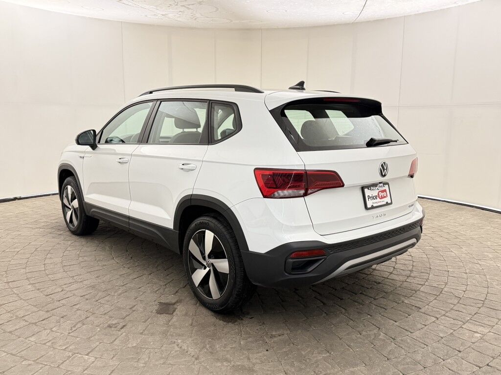 2024 Volkswagen Taos 4MOTION Maumee OH