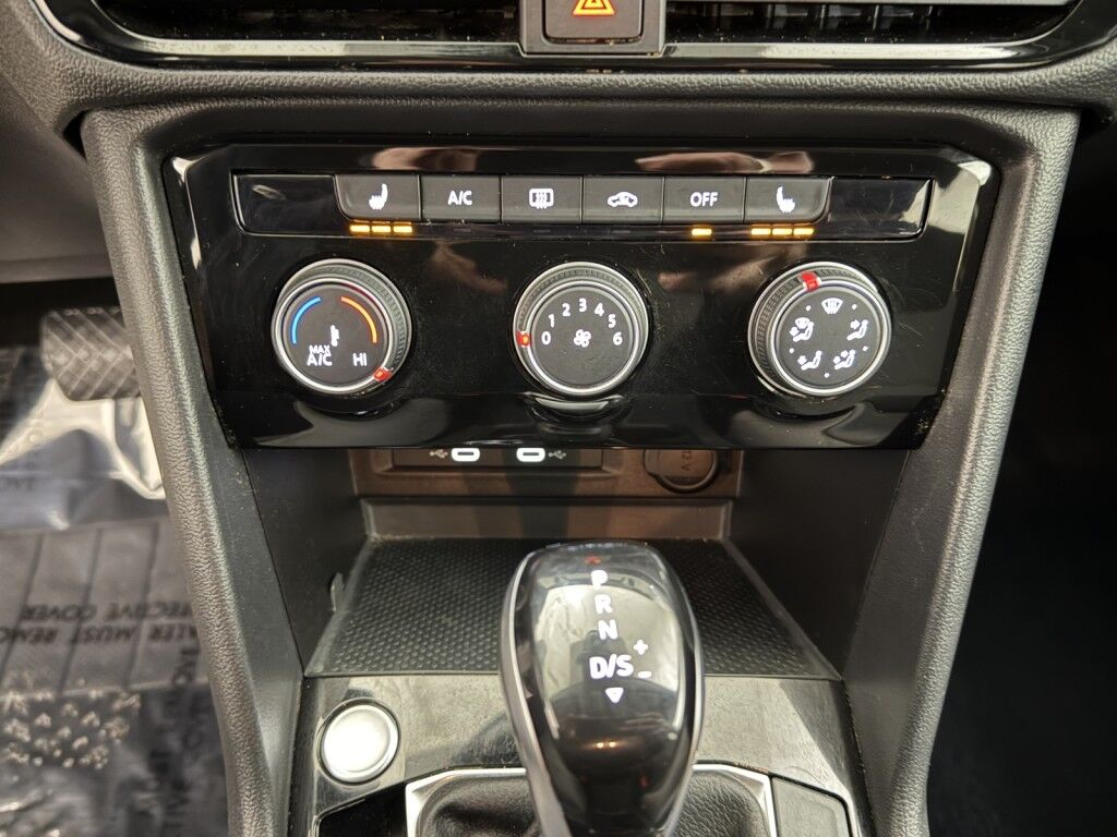 2024 Volkswagen Taos 4MOTION Maumee OH