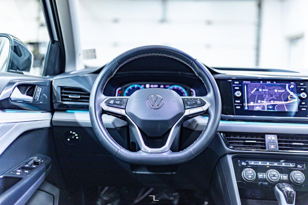 2024 Volkswagen Taos 4Motion Highline Leather Roof Nav BCam Red Deer AB