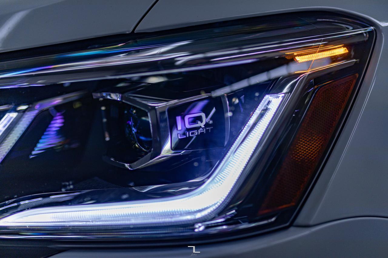 2024 Volkswagen Taos 4Motion Highline Leather Roof Nav BCam Red Deer AB