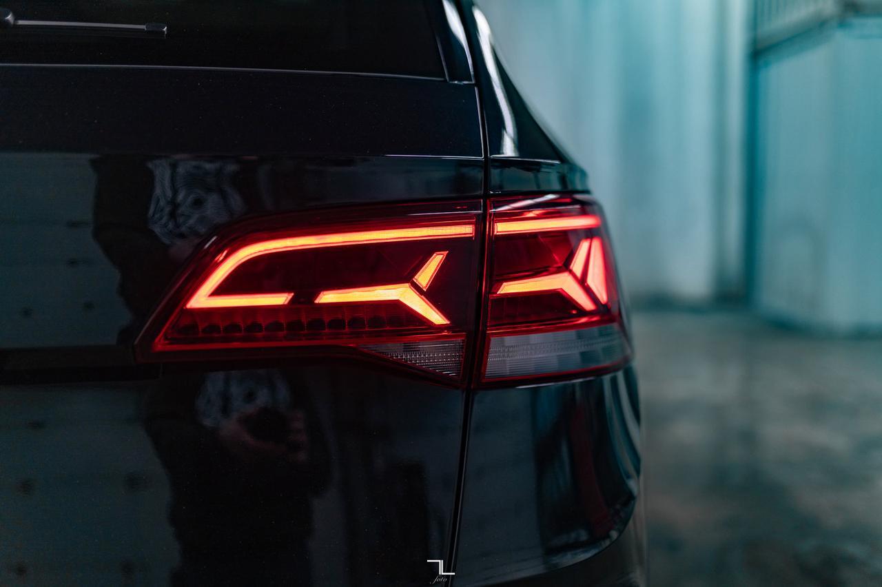 2024 Volkswagen Taos 4Motion Highline Leather Roof Nav BCam Red Deer AB