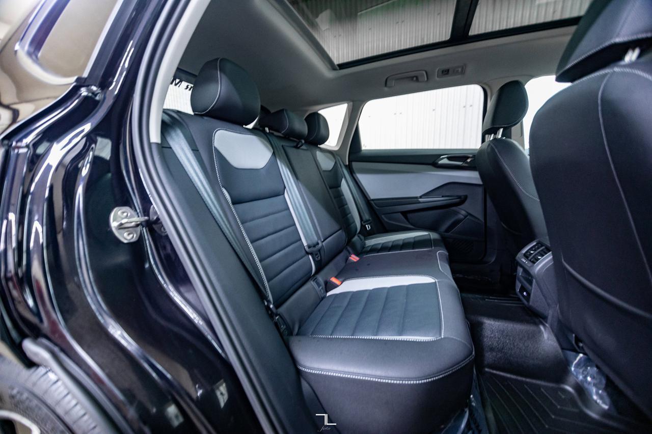 2024 Volkswagen Taos 4Motion Highline Leather Roof Nav BCam Red Deer AB