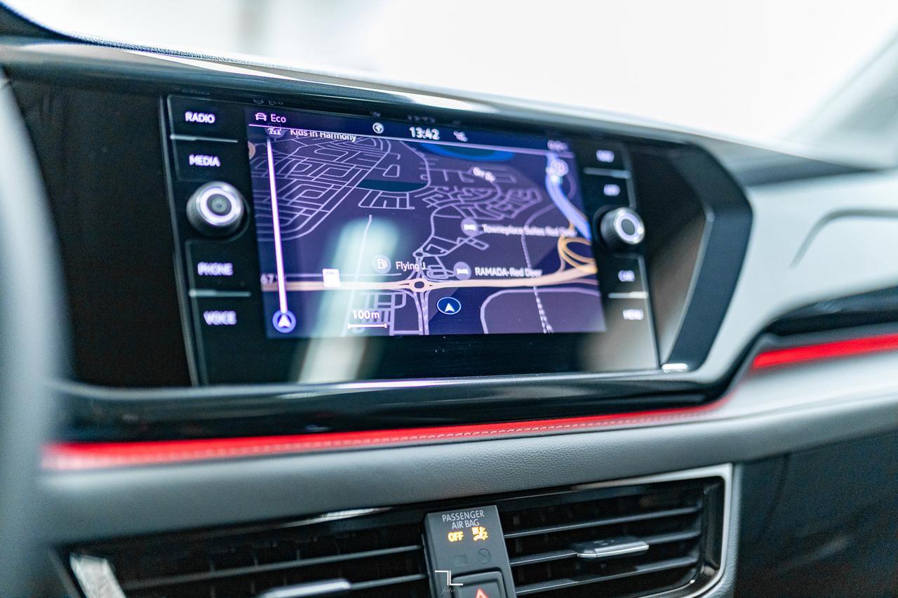 2024 Volkswagen Taos 4Motion Highline Leather Roof Nav BCam Red Deer AB