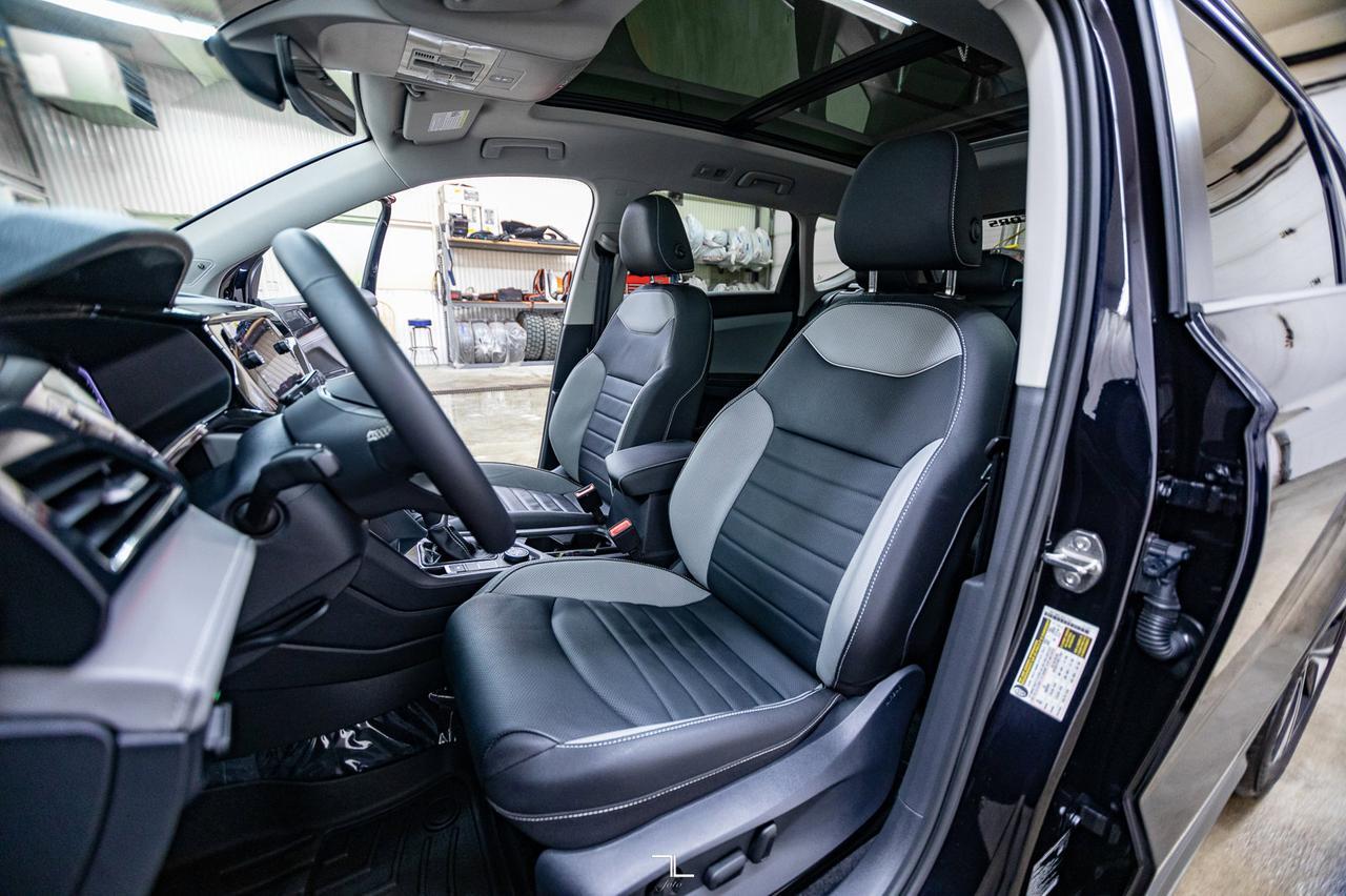 2024 Volkswagen Taos 4Motion Highline Leather Roof Nav BCam Red Deer AB