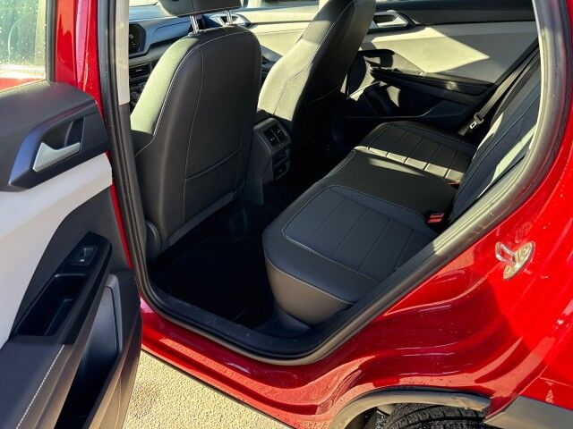 2024 Volkswagen Taos Comfortline Grande Prairie AB