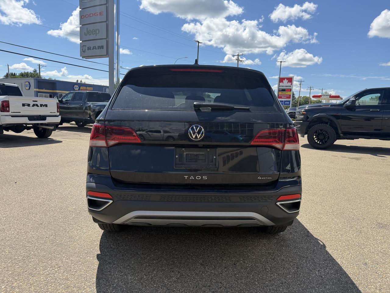 2024 Volkswagen Taos Comfortline Redwater AB