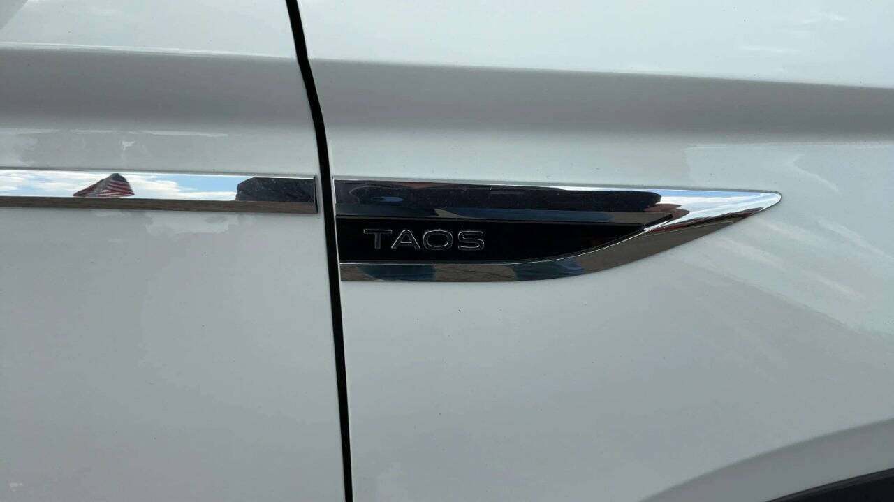 2024 Volkswagen Taos S 4dr SUV Chesterfield MI