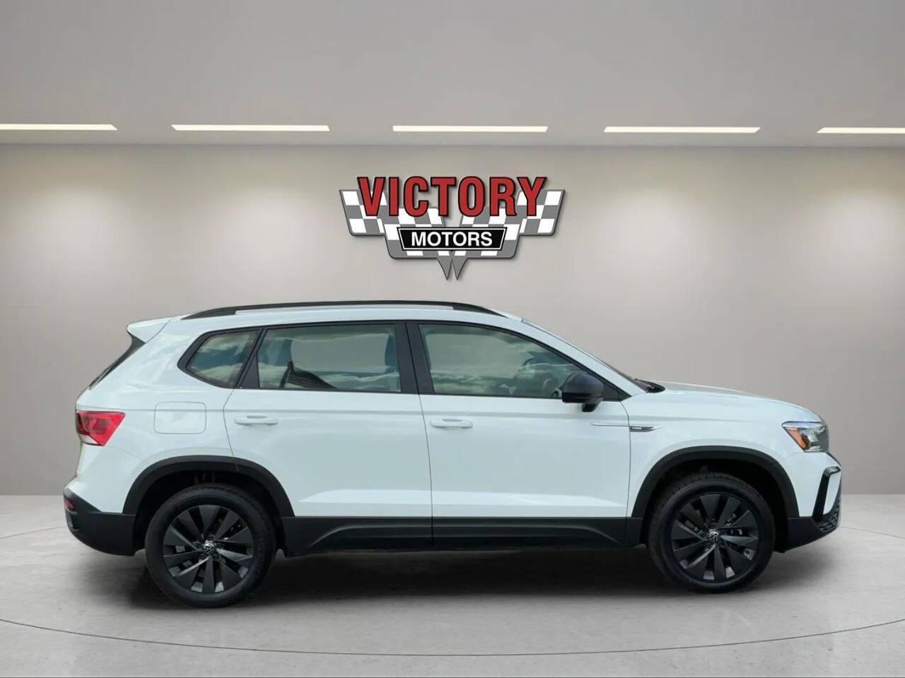 2024 Volkswagen Taos S 4dr SUV Chesterfield MI