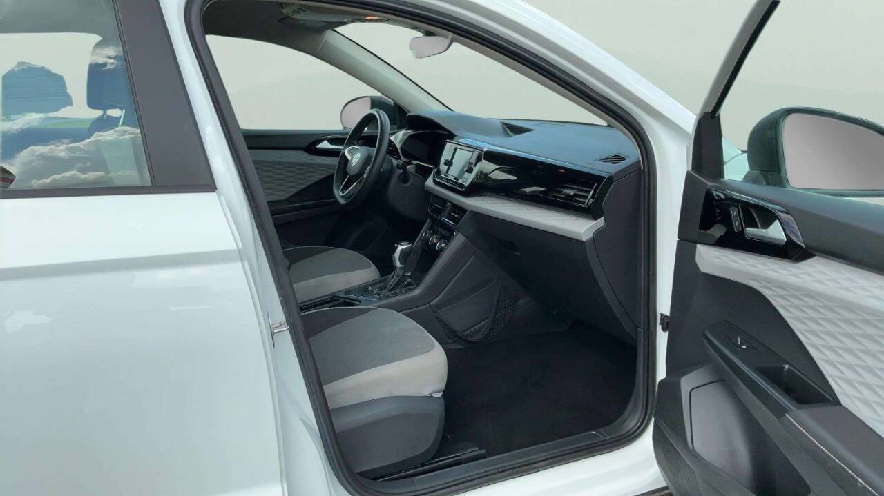 2024 Volkswagen Taos S 4dr SUV Chesterfield MI