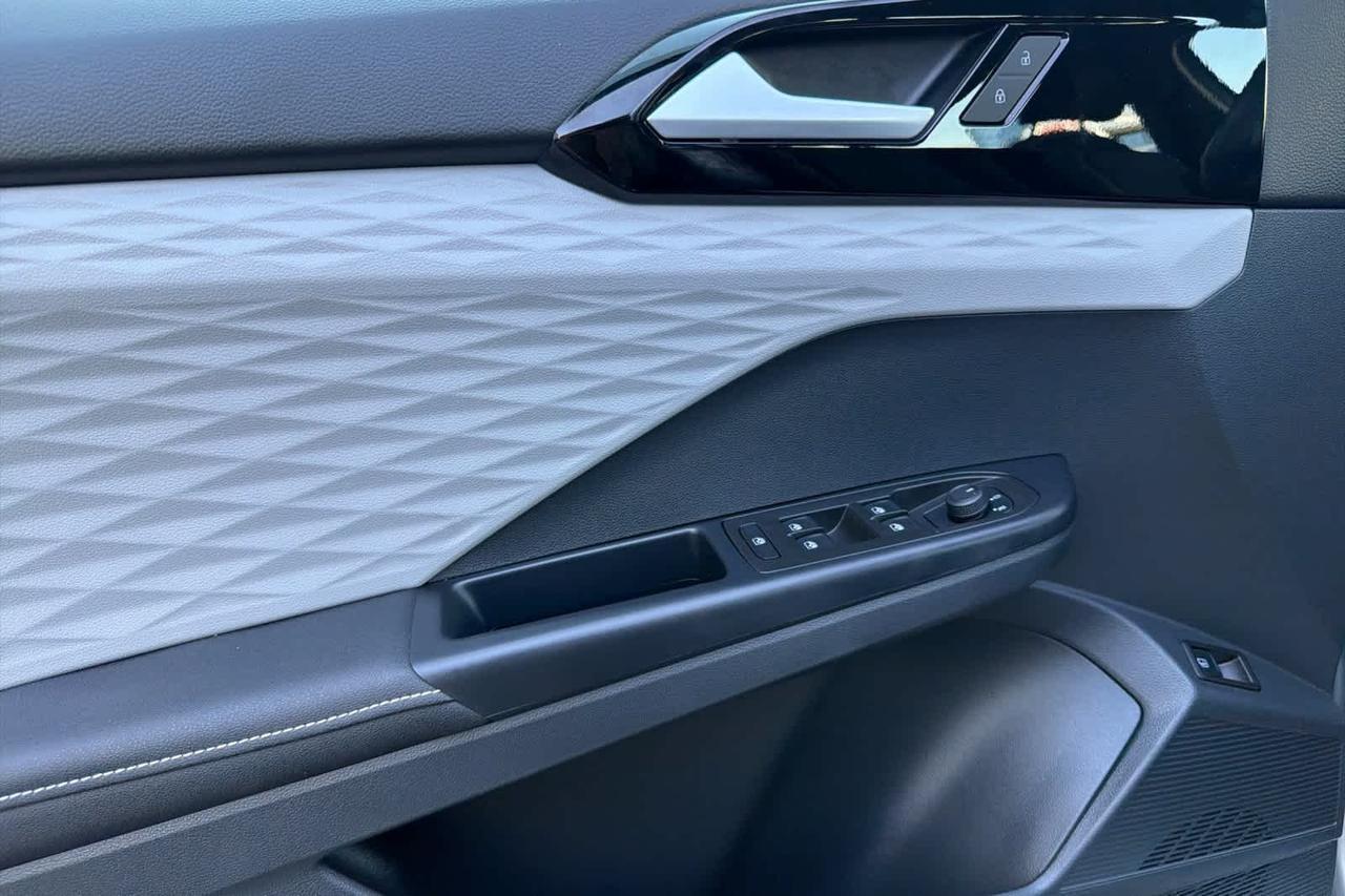 2024 Volkswagen Taos S Roseville CA