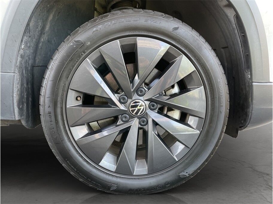 2024 Volkswagen Taos S Sport Utility 4D Port Orchard WA