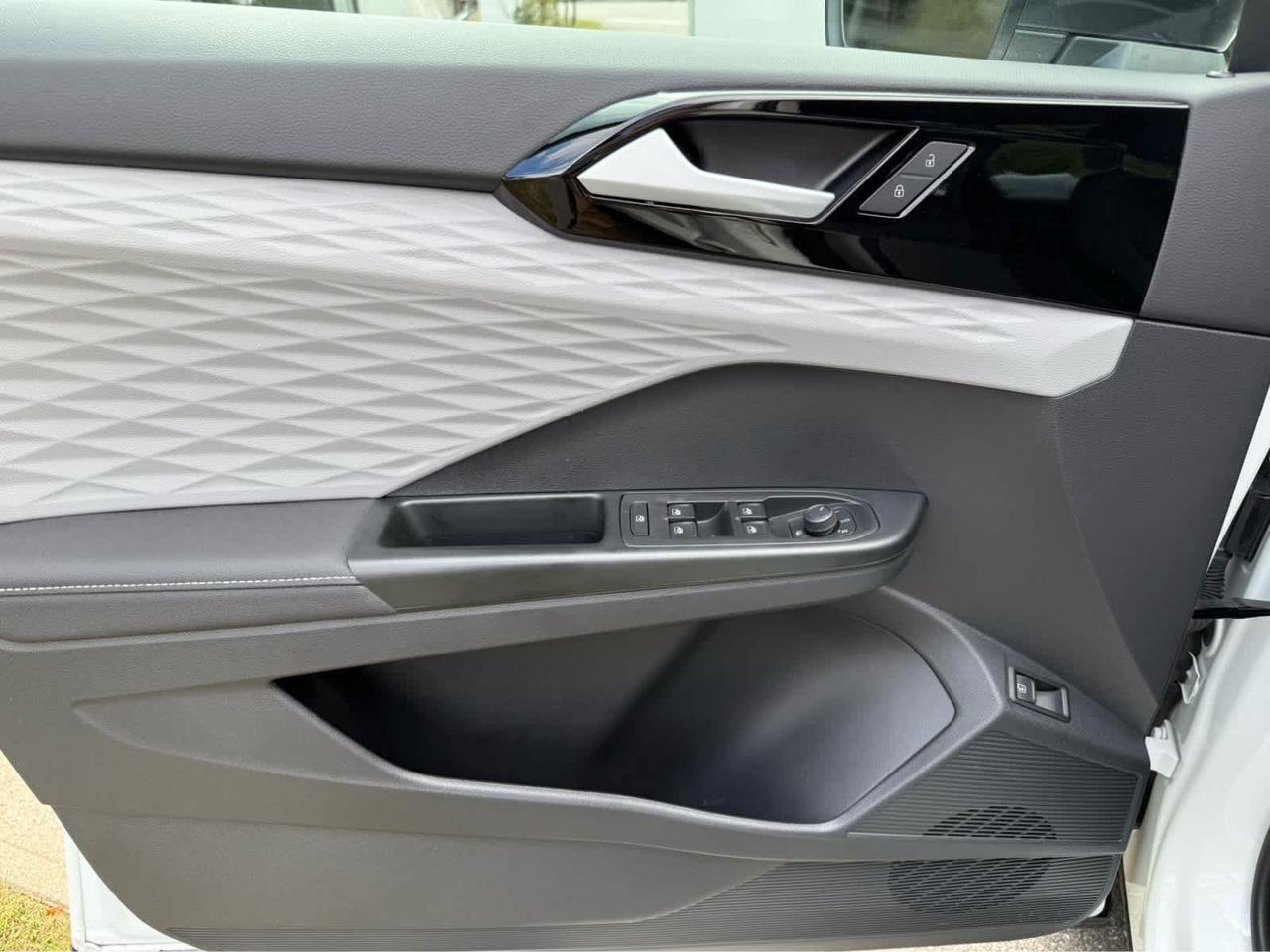 2024 Volkswagen Taos S Wellesley MA