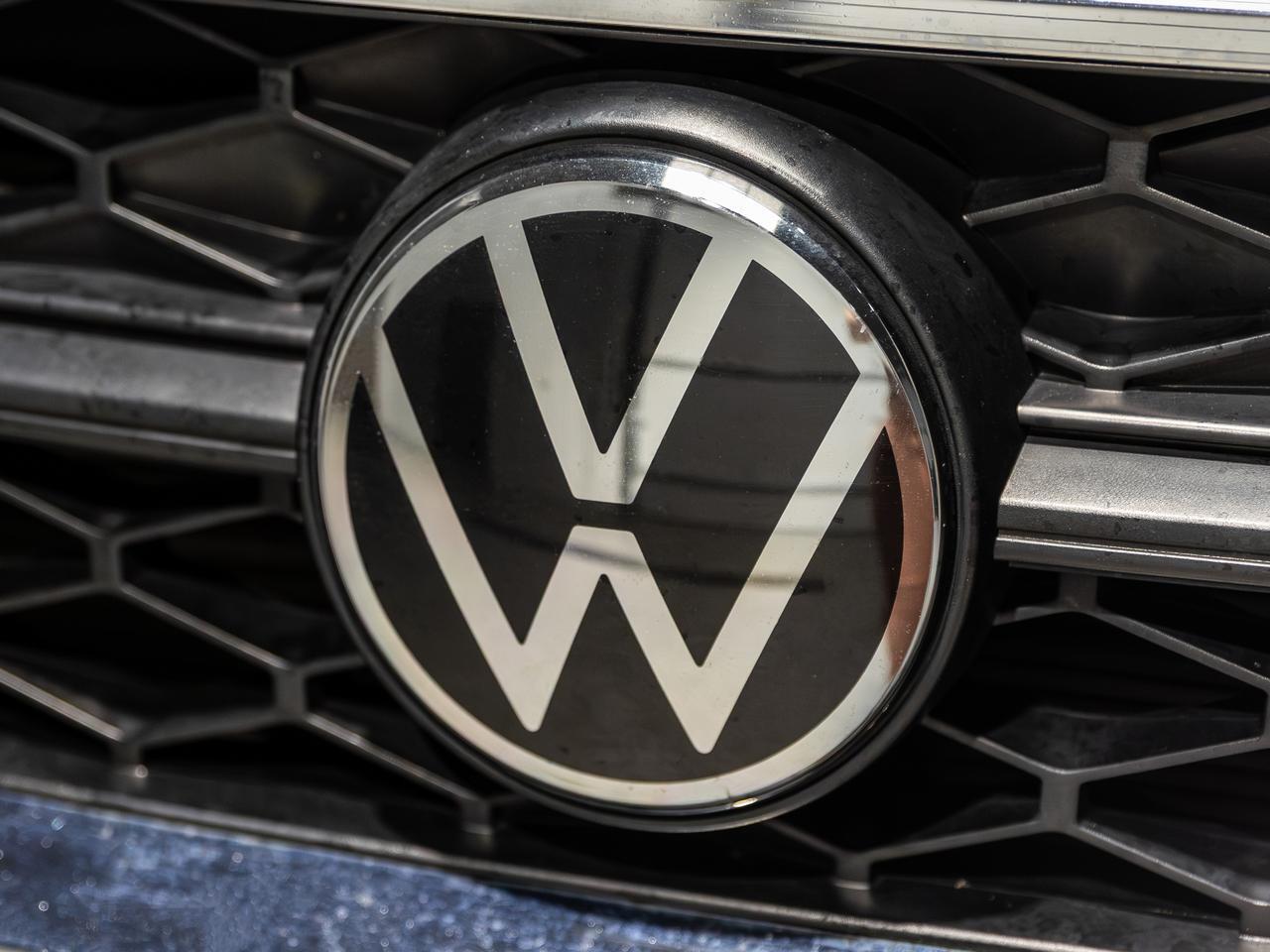 2024 Volkswagen Taos SE 4Motion AWD Cranberry PA
