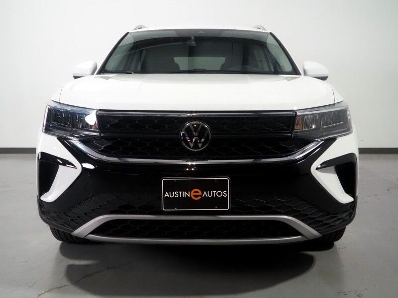 2024 Volkswagen Taos SE *ADAPTIVE CRUISE, SAFETY ALERTS, DIGITAL COCKPIT, BACKUP-CAMERA, COLOR TOUCHSCREEN, HEATED SEATS/STEERING, REMOTE START, KEYLESS ENTRY, WIRELESS CHARGING, ANDROID & APPLE Round Rock TX