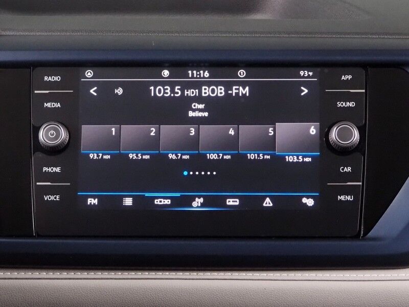 2024 Volkswagen Taos SE *ADAPTIVE CRUISE, SAFETY ALERTS, DIGITAL COCKPIT, BACKUP-CAMERA, COLOR TOUCHSCREEN, HEATED SEATS/STEERING, REMOTE START, KEYLESS ENTRY, WIRELESS CHARGING, ANDROID & APPLE Round Rock TX