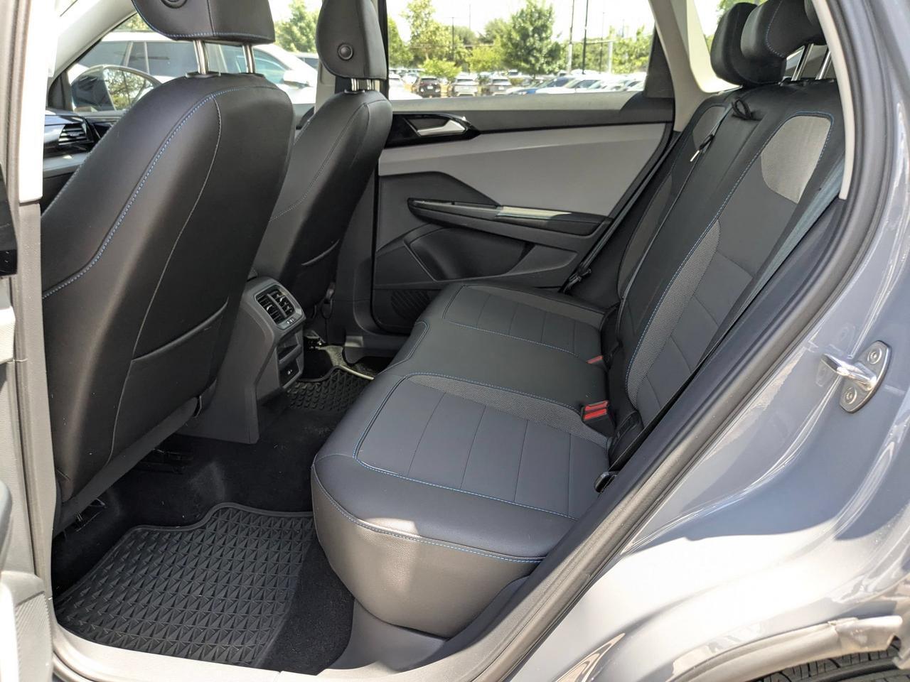 2024 Volkswagen Taos SE Black San Antonio TX