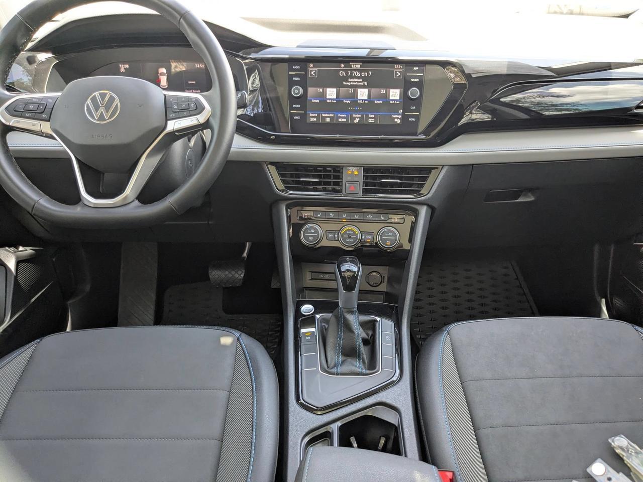 2024 Volkswagen Taos SE Black San Antonio TX