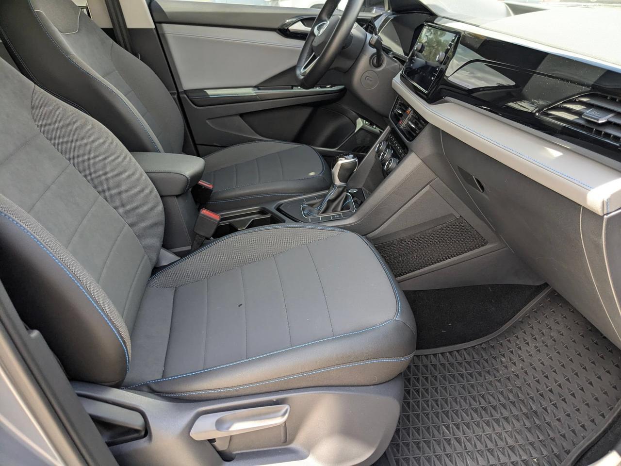 2024 Volkswagen Taos SE Black San Antonio TX