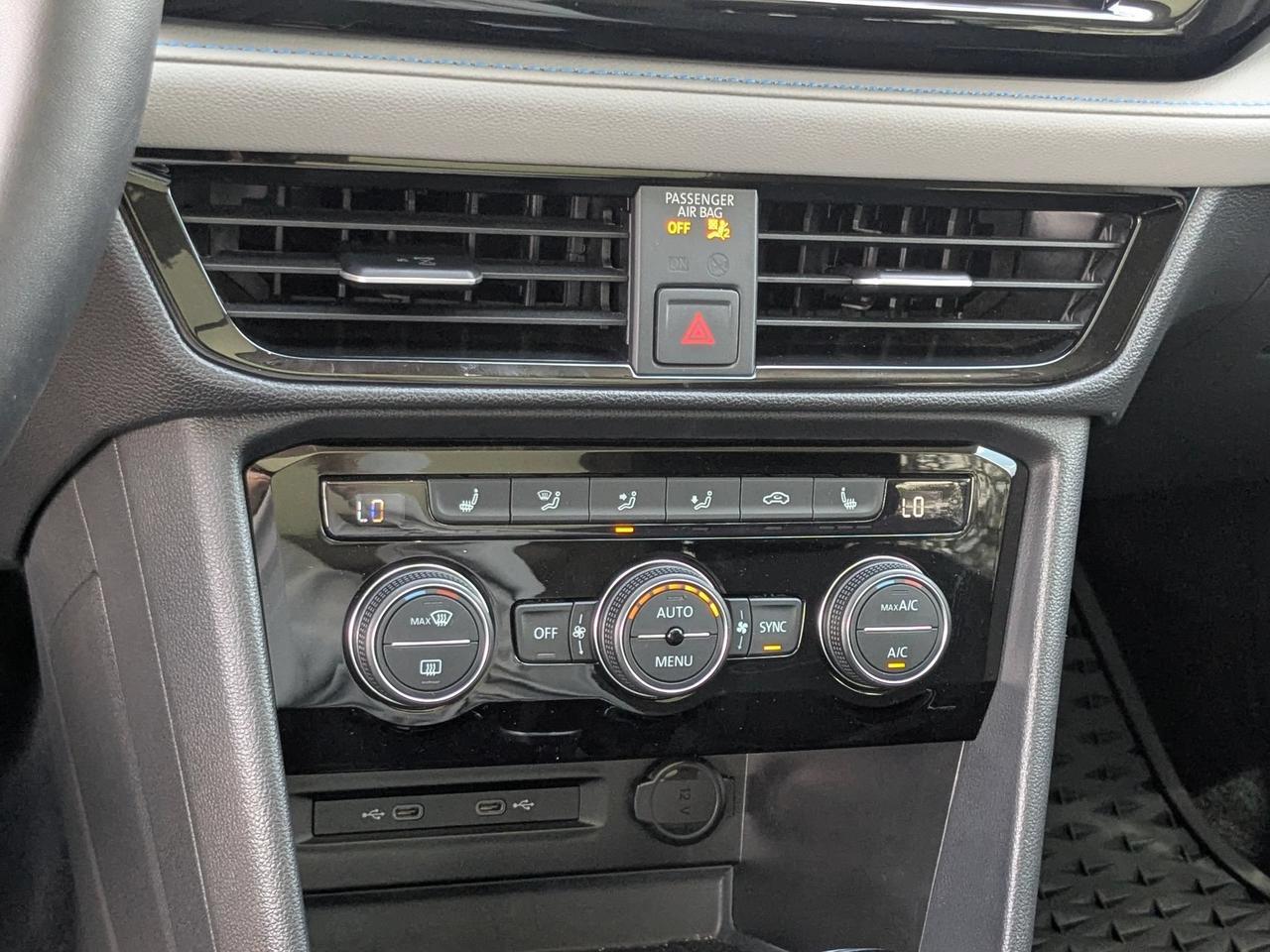 2024 Volkswagen Taos SE Black San Antonio TX
