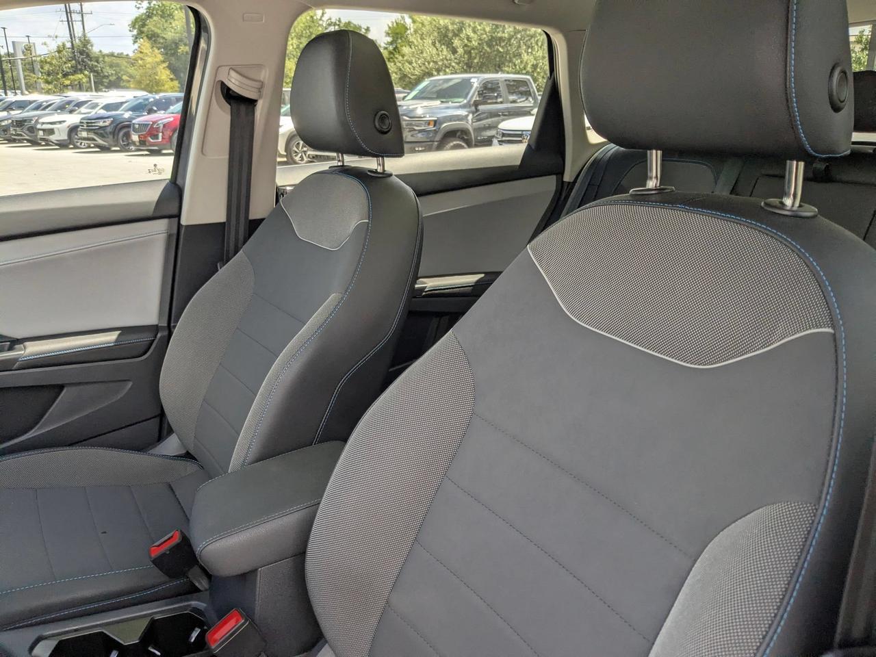 2024 Volkswagen Taos SE Black San Antonio TX
