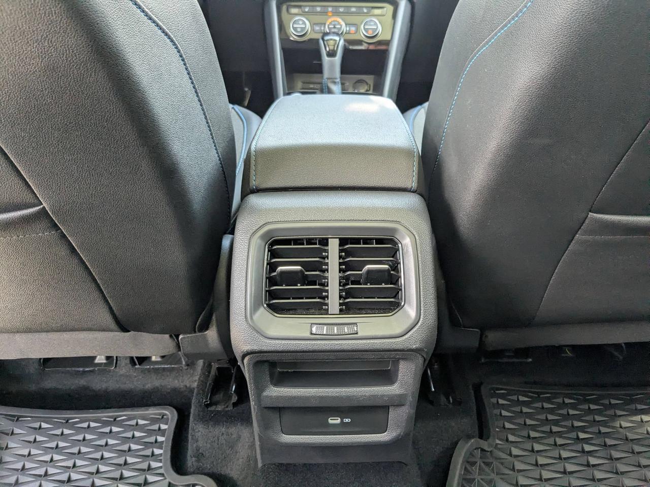 2024 Volkswagen Taos SE Black San Antonio TX