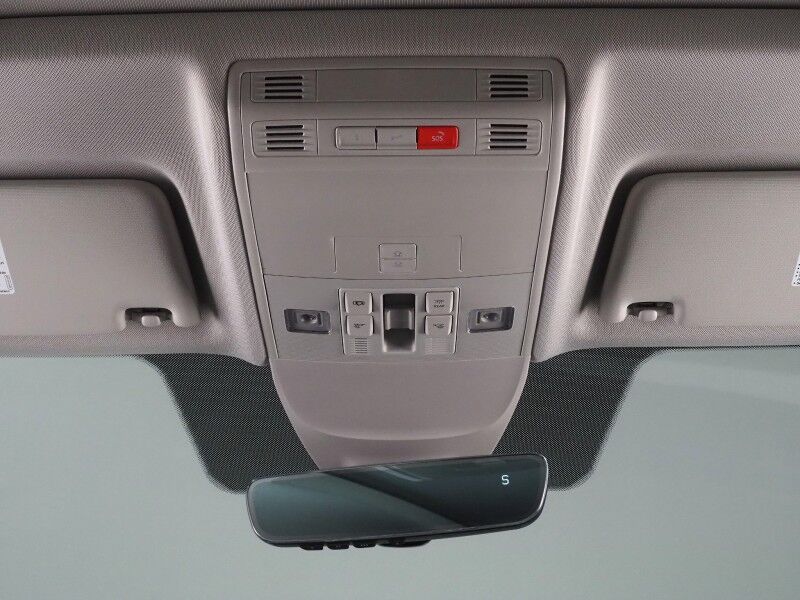 2024 Volkswagen Taos SE *PANORAMA MOONROOF, ADAPTIVE CRUISE, SAFETY ALERTS, DIGITAL COCKPIT, BACKUP-CAMERA, COLOR TOUCHSCREEN, HEATED SEATS/STEERING, REMOTE START, KEYLESS ENTRY, WIRELESS CHARGING, ANDROID & APPLE Round Rock TX