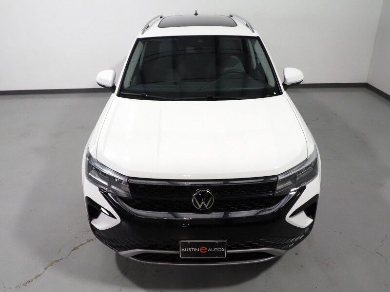 2024 Volkswagen Taos SE *PANORAMA MOONROOF, ADAPTIVE CRUISE, SAFETY ALERTS, DIGITAL COCKPIT, BACKUP-CAMERA, COLOR TOUCHSCREEN, HEATED SEATS/STEERING, REMOTE START, KEYLESS ENTRY, WIRELESS CHARGING, ANDROID & APPLE Round Rock TX