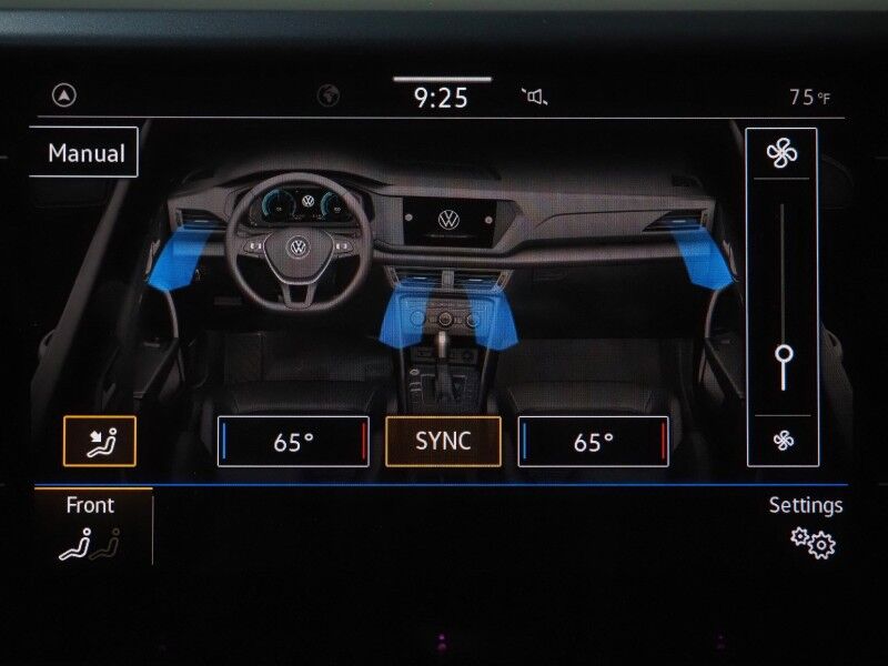2024 Volkswagen Taos SE *PANORAMA MOONROOF, ADAPTIVE CRUISE, SAFETY ALERTS, DIGITAL COCKPIT, BACKUP-CAMERA, COLOR TOUCHSCREEN, HEATED SEATS/STEERING, REMOTE START, KEYLESS ENTRY, WIRELESS CHARGING, ANDROID & APPLE Round Rock TX