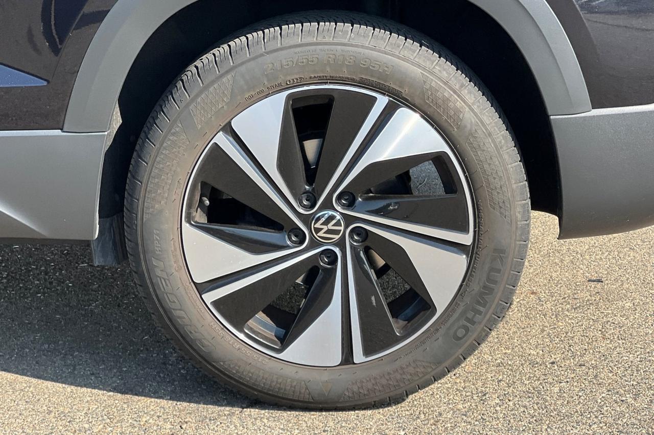 2024 Volkswagen Taos SE Roseville CA
