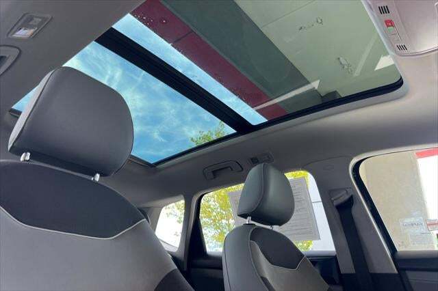 2024 Volkswagen Taos SE Roseville CA