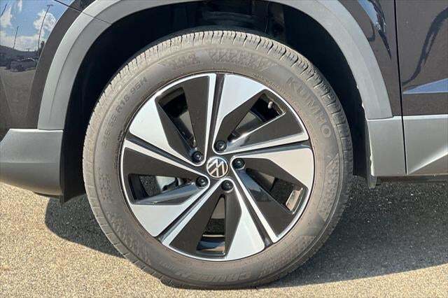 2024 Volkswagen Taos SE Roseville CA