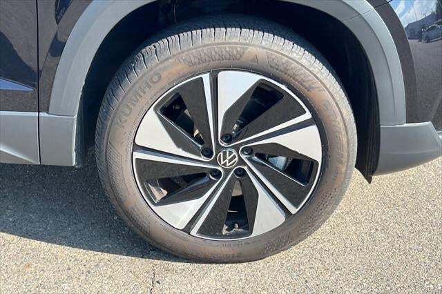 2024 Volkswagen Taos SE Roseville CA