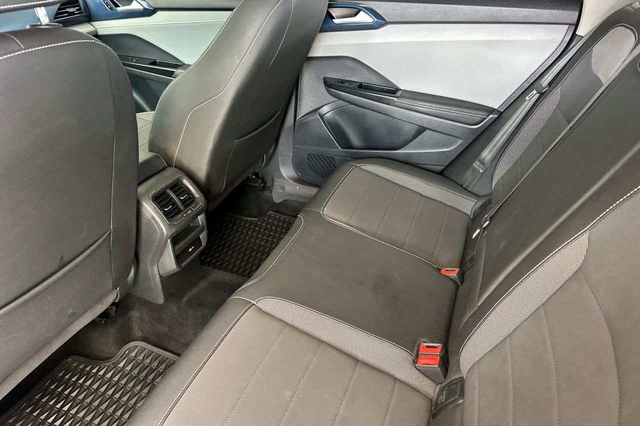 2024 Volkswagen Taos SE Roseville CA