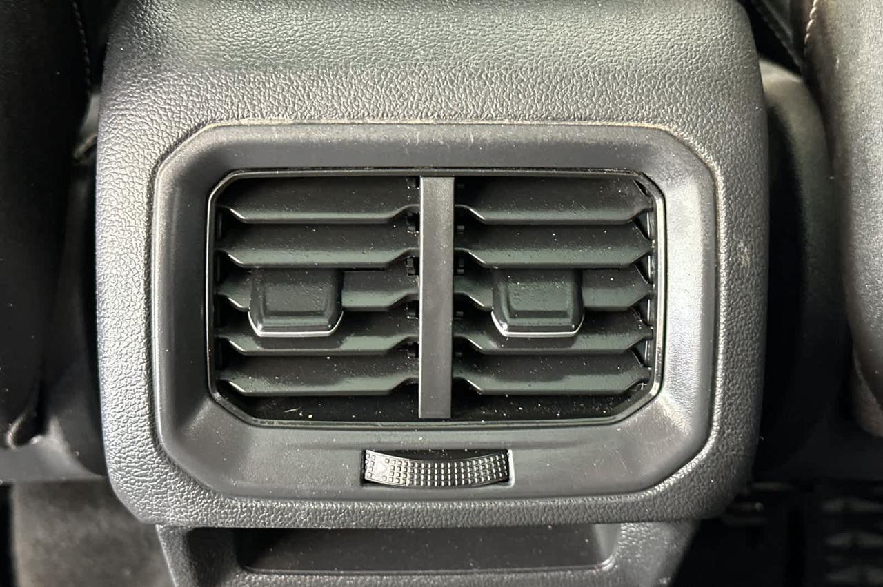 2024 Volkswagen Taos SE Roseville CA