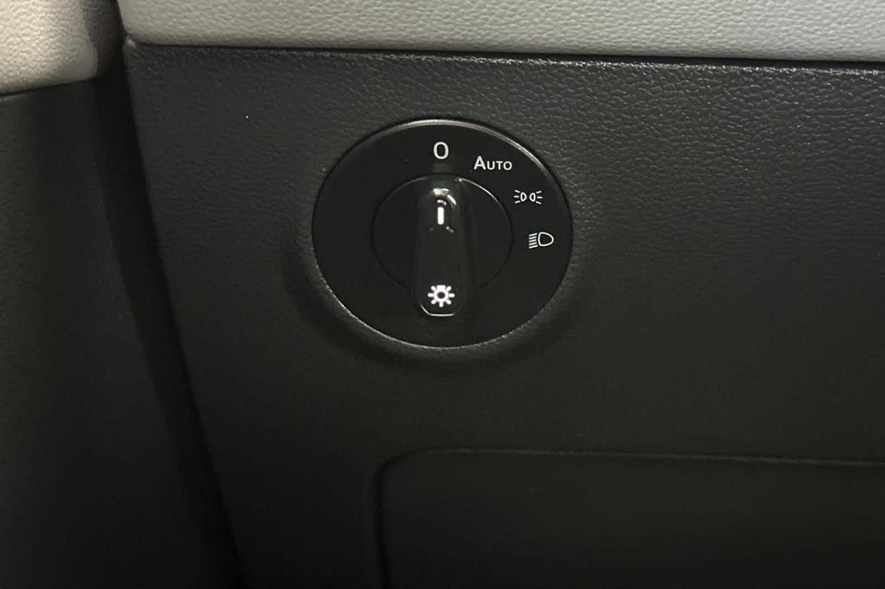 2024 Volkswagen Taos SE Roseville CA