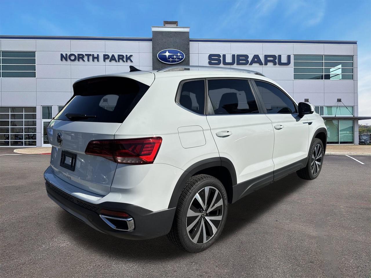 2024 Volkswagen Taos SE