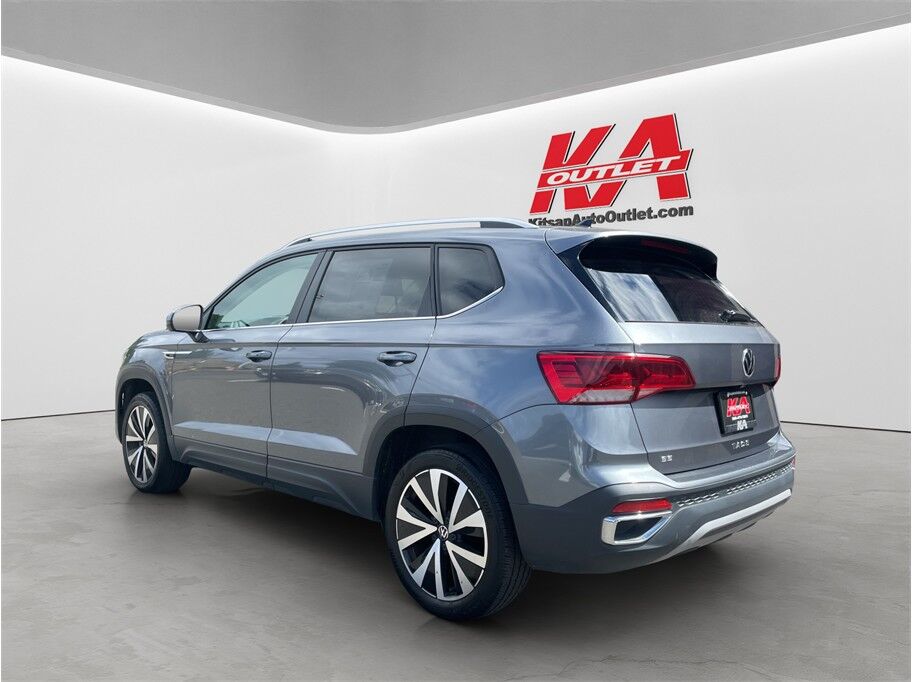 2024 Volkswagen Taos SE Sport Utility 4D