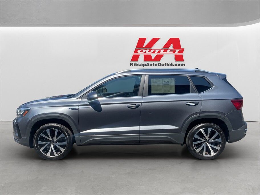 2024 Volkswagen Taos SE Sport Utility 4D Port Orchard WA