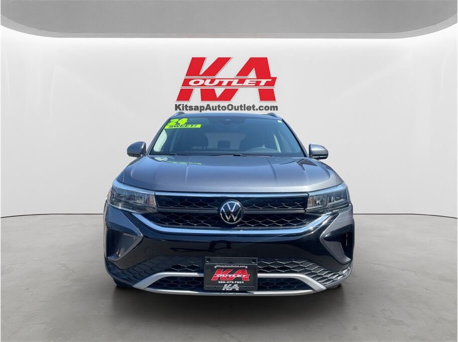 2024 Volkswagen Taos SE Sport Utility 4D Port Orchard WA