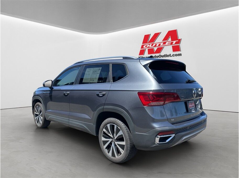 2024 Volkswagen Taos SE Sport Utility 4D
