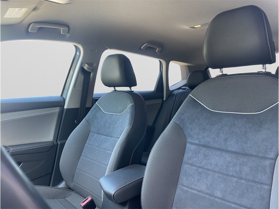 2024 Volkswagen Taos SE Sport Utility 4D Port Orchard WA