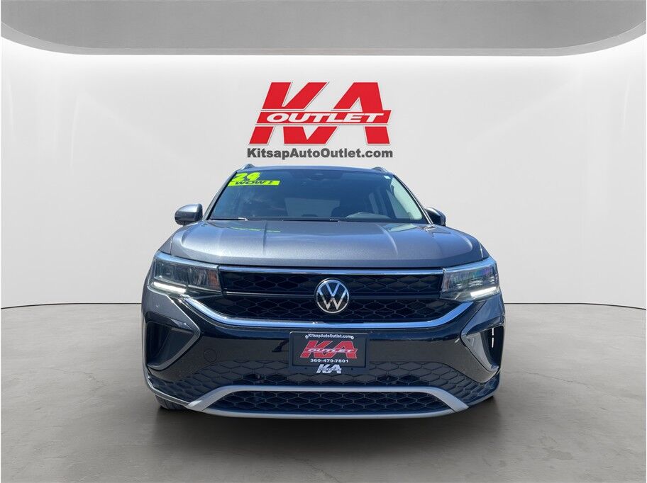 2024 Volkswagen Taos SE Sport Utility 4D Port Orchard WA