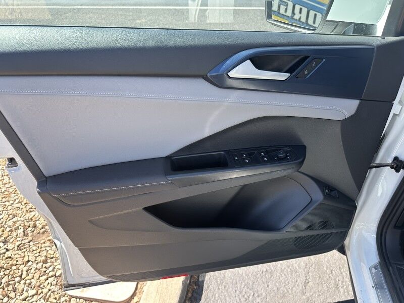2024 Volkswagen Taos SE St George UT