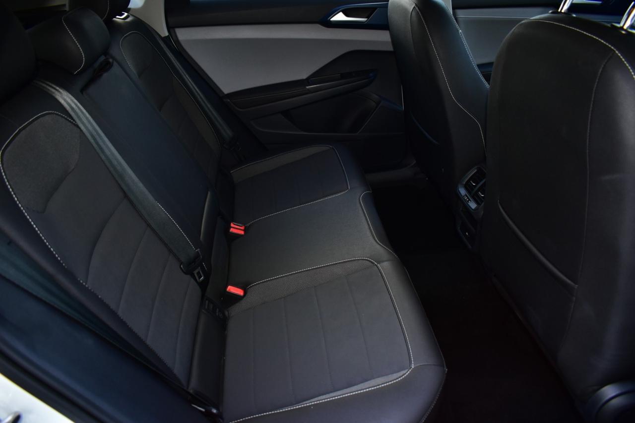 2024 Volkswagen Taos SE Tampa FL